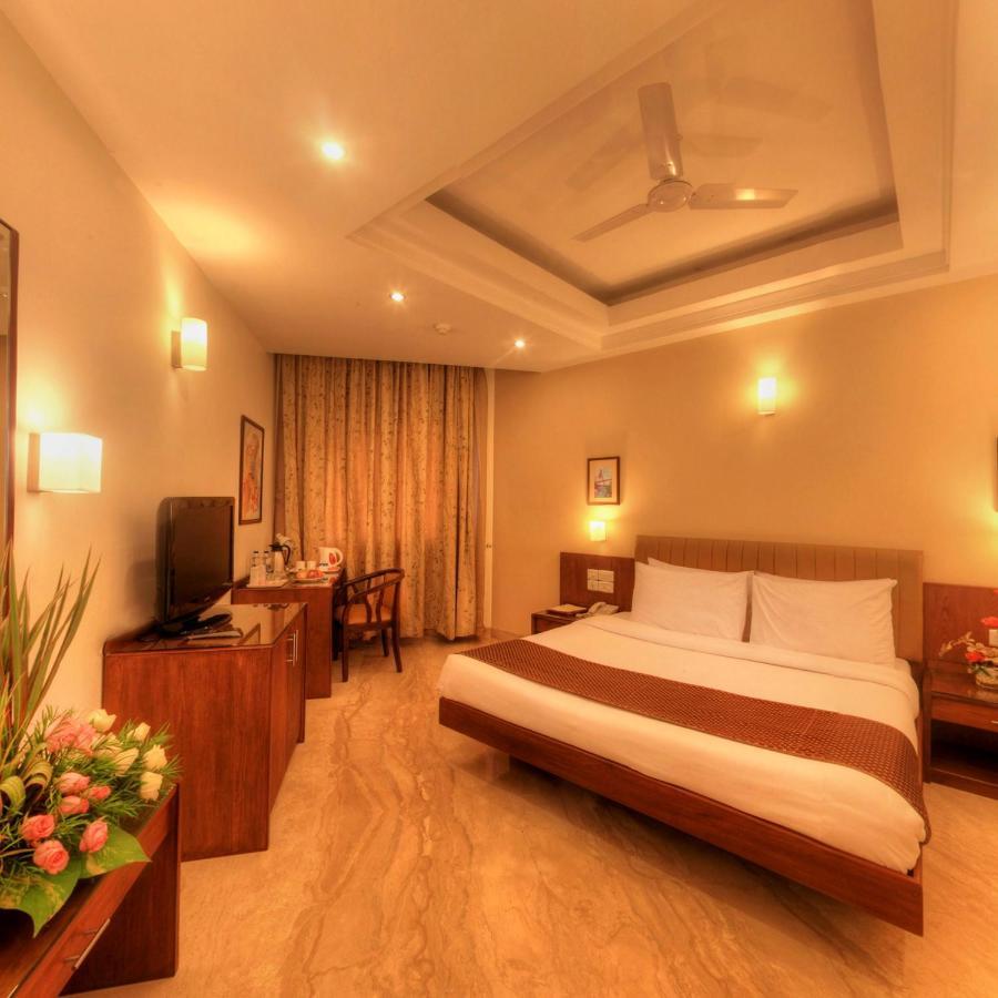 Hotel Deepa Comforts Мангалор Экстерьер фото